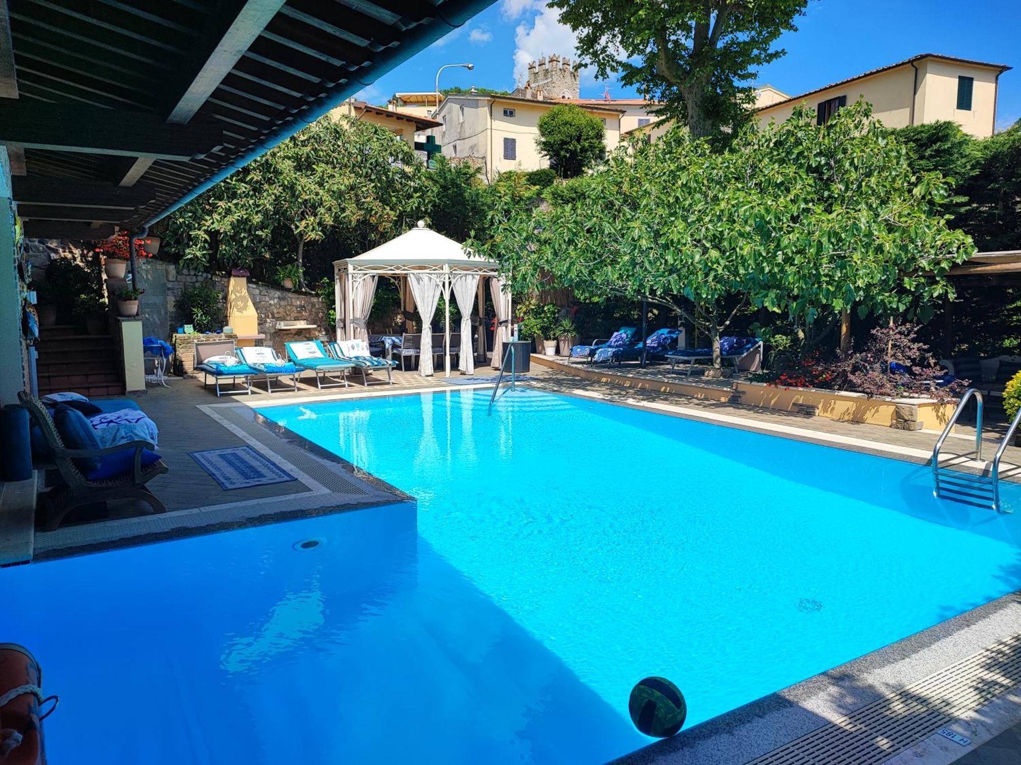 Corsanico-Bargecchia Villa Capo Corso מראה חיצוני תמונה